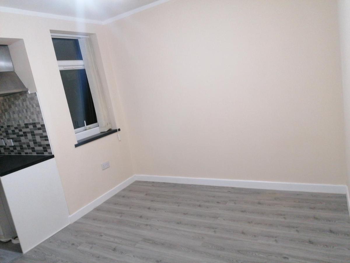 Self-Contained Studio Flat Bathrooms Kitchens Upgrade Locations To City Centre 15 Minutes Walking Distance Nottingham Universities Queen Hospitals City Hospitals Luaran gambar