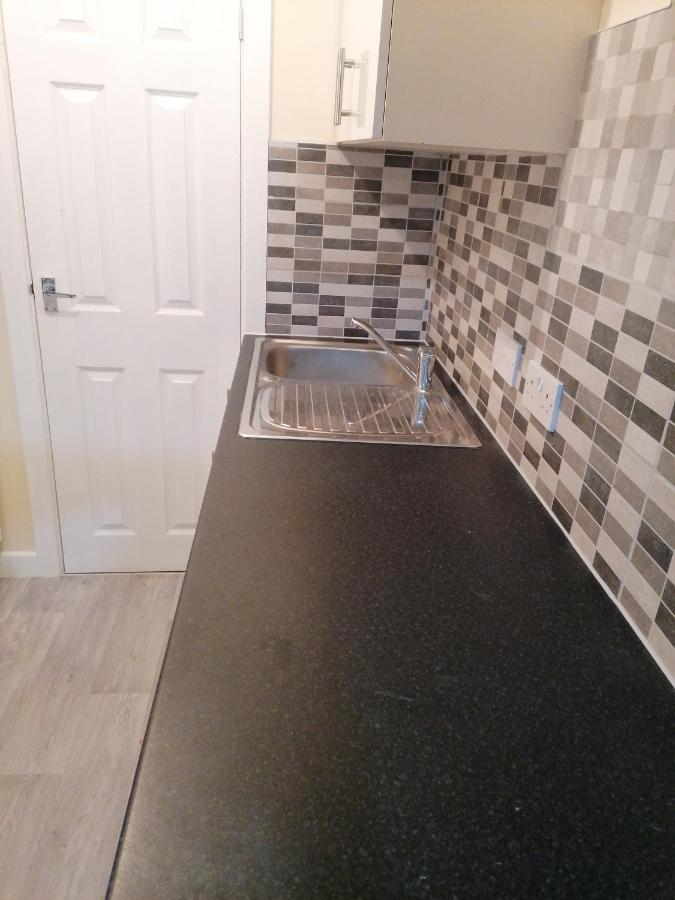 Self-Contained Studio Flat Bathrooms Kitchens Upgrade Locations To City Centre 15 Minutes Walking Distance Nottingham Universities Queen Hospitals City Hospitals Luaran gambar